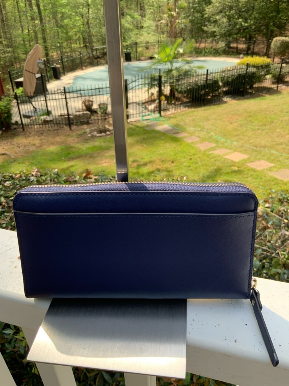 kate spade Novelty Camel Leather navy gold zip-around continental wallet EUC - Picture 9 of 16